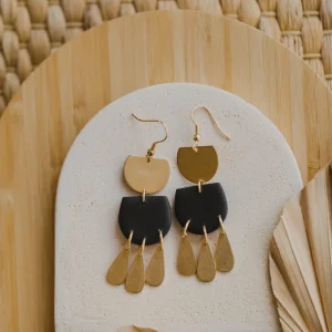 SANSA - schwarze Polymer Ton Ohrringe im Boho Look